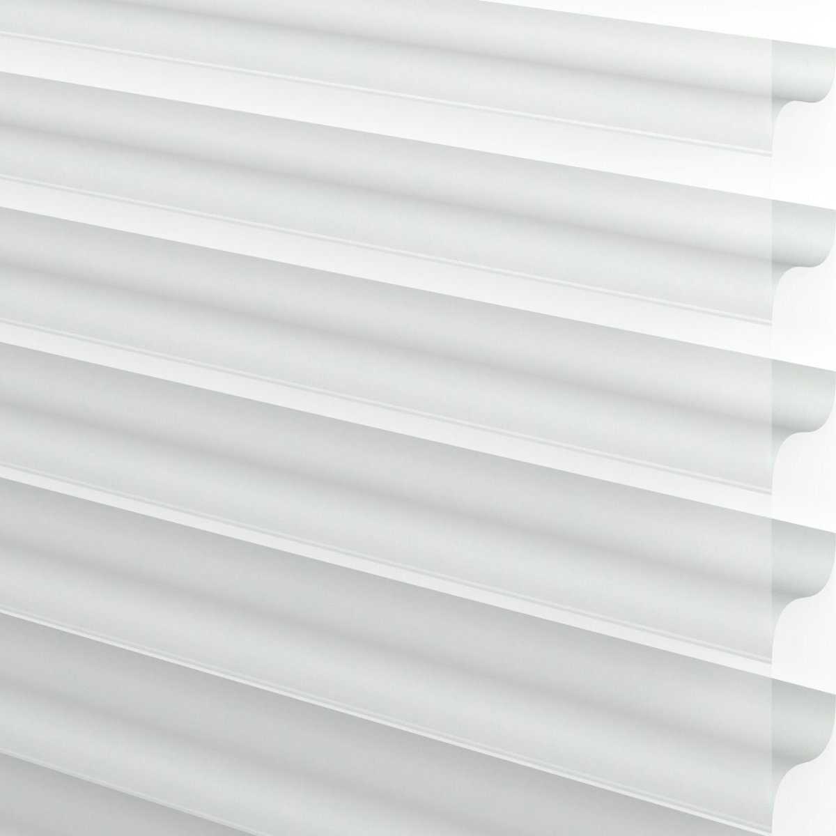 Seclusion White - Image 3